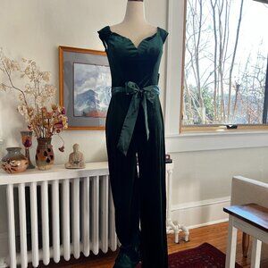 Premier Amour Emerald Green Velvet Jumpsuit Formal Evening Size 6 NWT